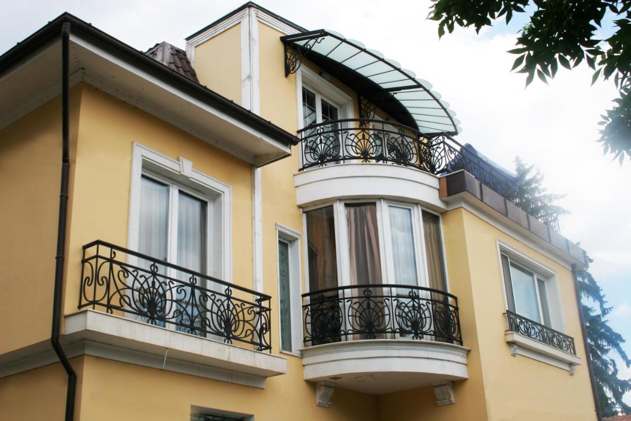 Luxury Private House In City Center 벨리코 터르노보 외부 사진