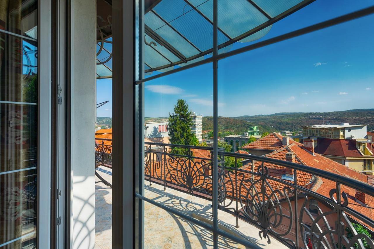 Luxury Private House In City Center 벨리코 터르노보 외부 사진
