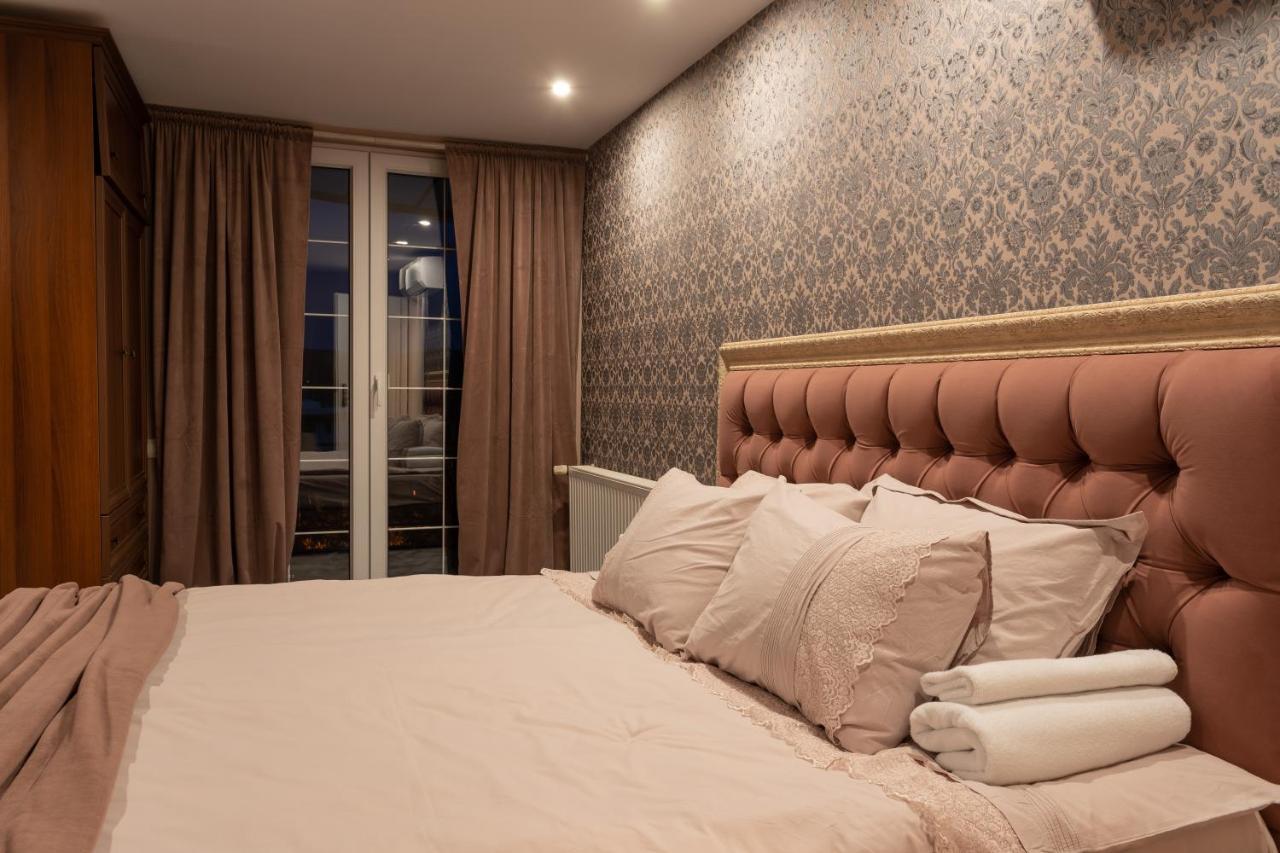Luxury Private House In City Center 벨리코 터르노보 외부 사진