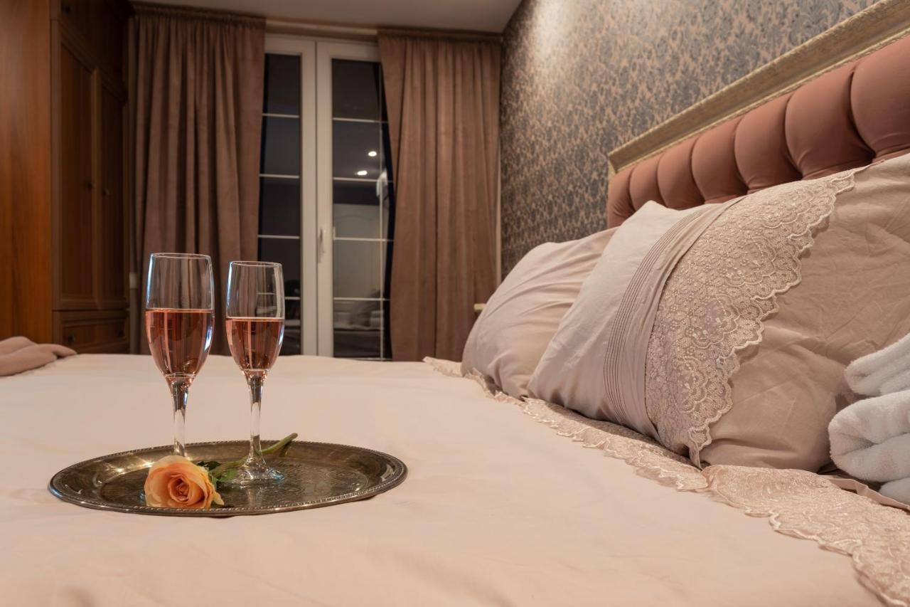 Luxury Private House In City Center 벨리코 터르노보 외부 사진