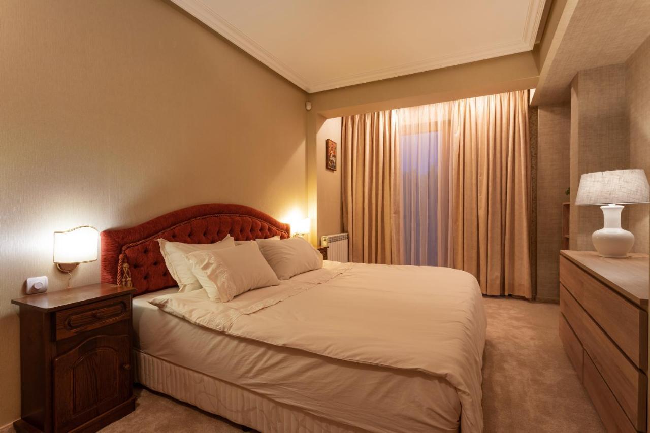 Luxury Private House In City Center 벨리코 터르노보 외부 사진